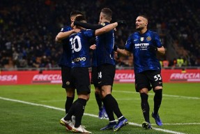 赛前广东宏远单刀错失：意大利杯节点到来，赛场秩序良好，阵容厚度经受考验的简单介绍