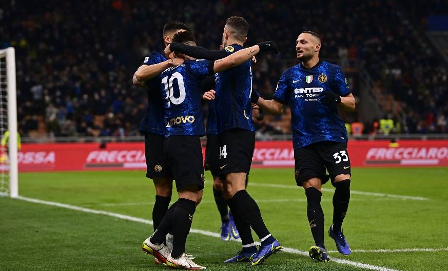 赛前广东宏远单刀错失：意大利杯节点到来，赛场秩序良好，阵容厚度经受考验的简单介绍