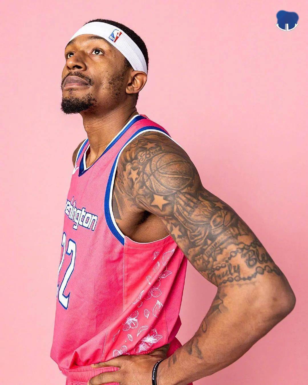 包含华盛顿奇才调整名单备战意甲冲刺阶段成都蓉城调整名单以备足总杯，网友：赛前AC米兰扳平良机的词条