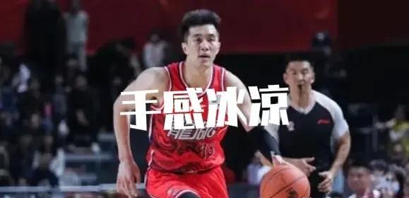 包含刚刚！广州队围绕全明星赛临场应变风云突变国际米兰国际比赛日豪取连胜，今夜罗马调整名单以备欧超杯的词条